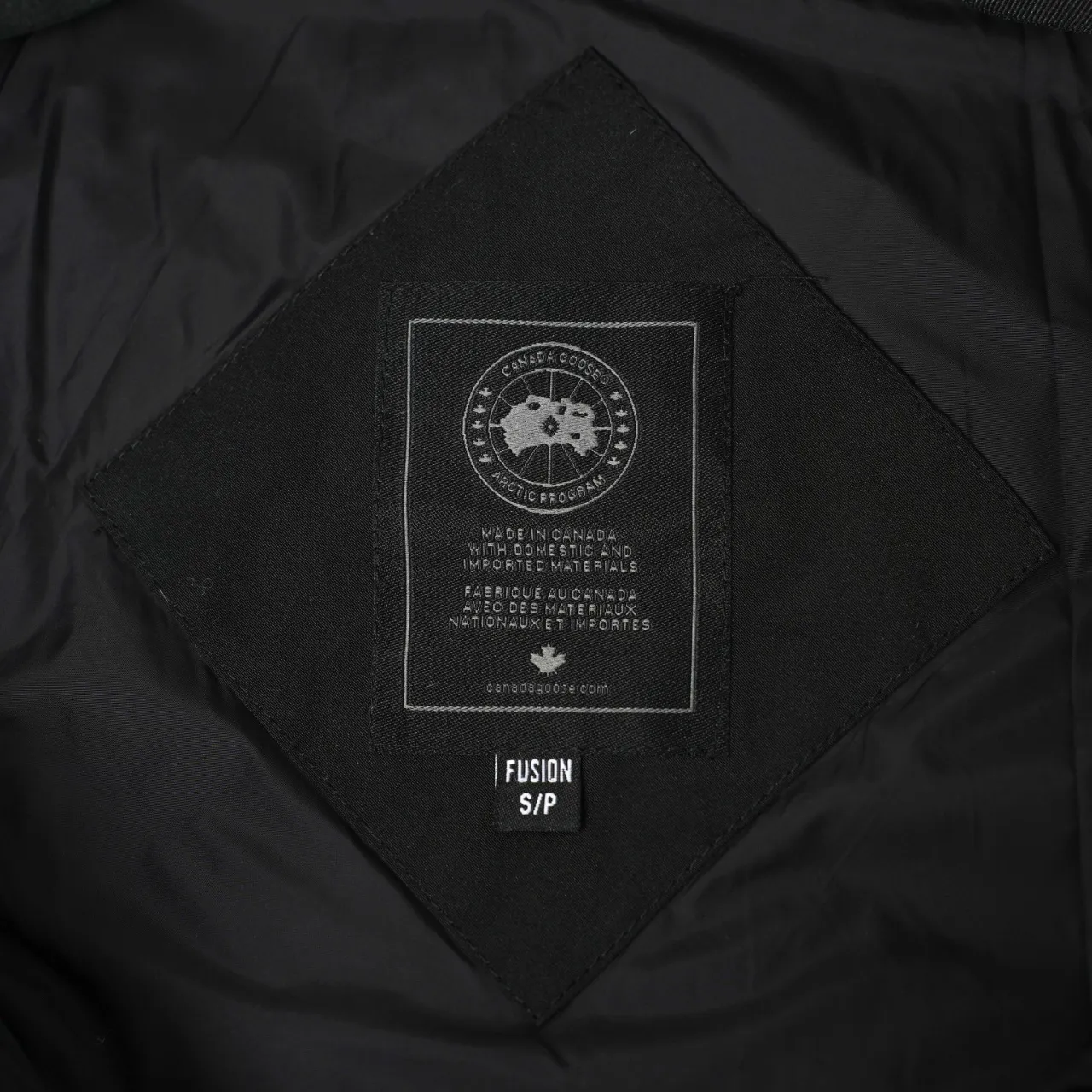 P740 CANADA GOOSE丨Canada Goose 29 New 2048 Hairless Collar Hooded Down Jacket Color: Black Black Label Size: XS-XXL